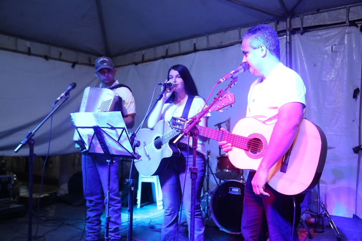 Feira da AgriCultura Douradoquara - MG